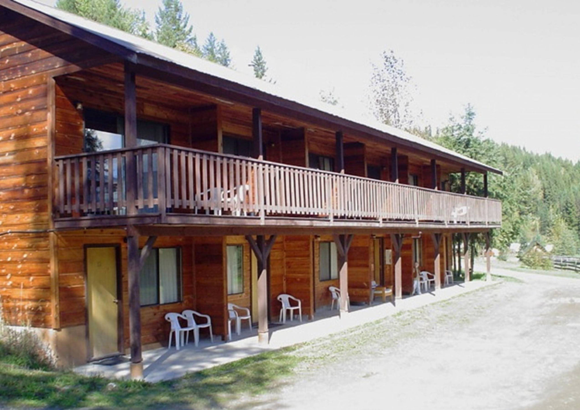 Helmcken Falls Lodge Cabin Rooms And Rv Park 클리어워터비치 외부 사진